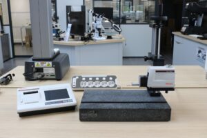 Statif et Support Mitutoyo SJ410